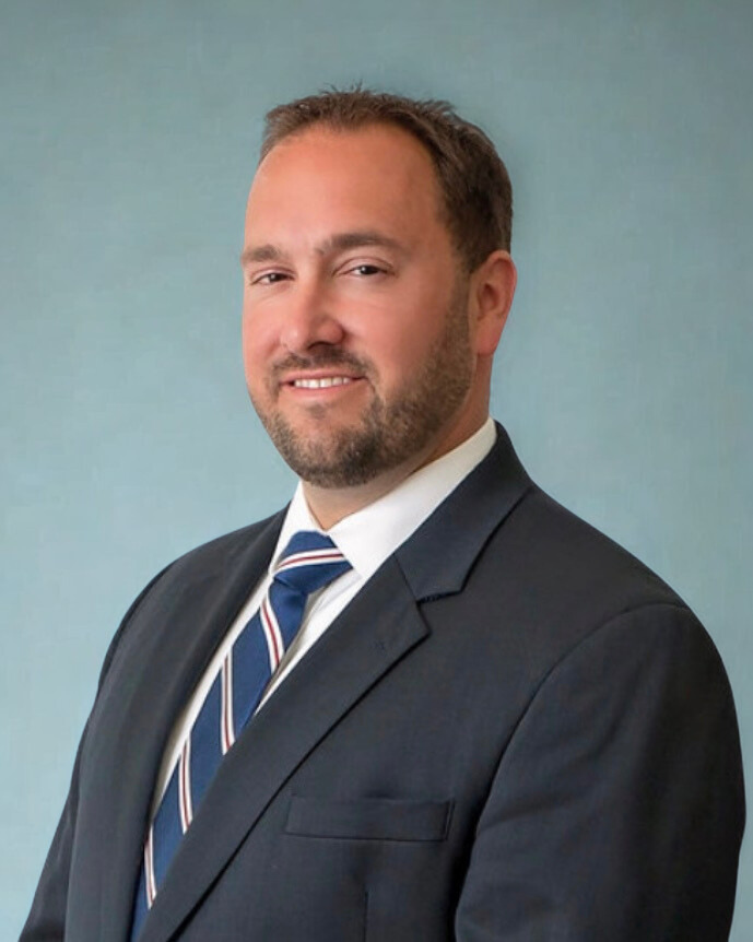 andres headshot new.12.30.25